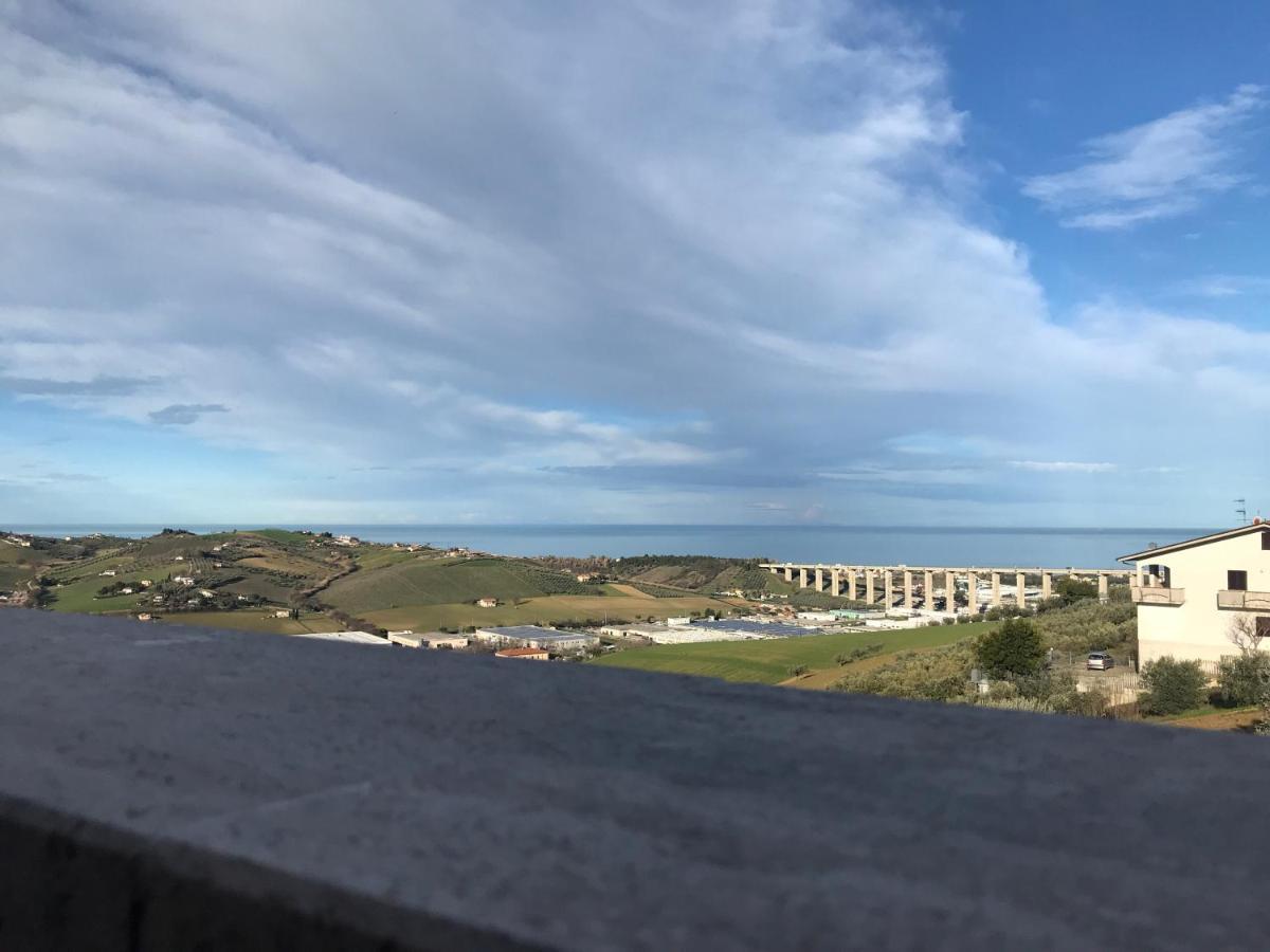 Ellebi B&B Montone  Bagian luar foto