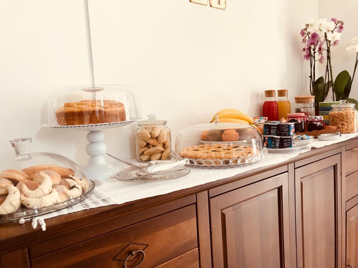 Ellebi B&B Montone  Bagian luar foto